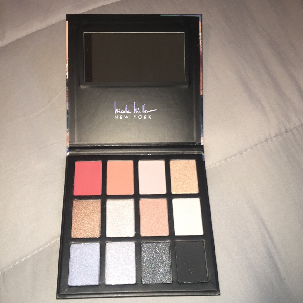 Mykonos Eyeshadow palette